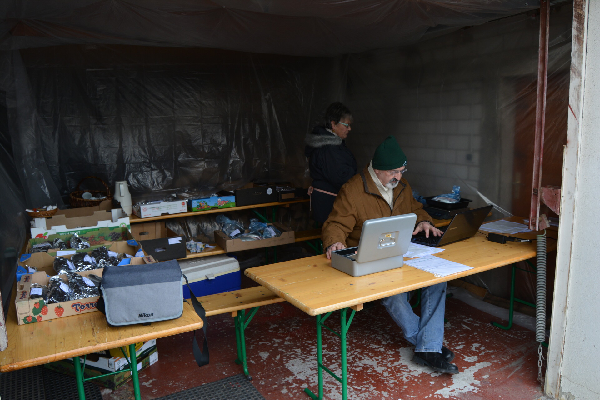 Galeriebild: Fische räuchern 007 1